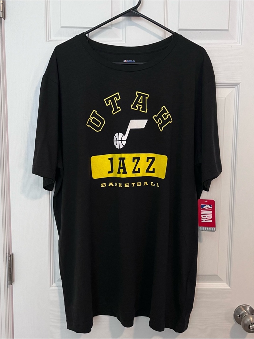 Utah Jazz NBA Short Sleeve Shirt 2 XL Men's Black T Shirt Yellow NBA XXL NEW